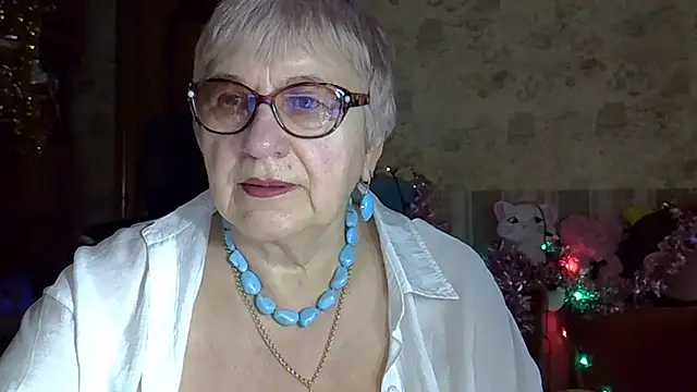 SweetCherry27 online show from December 20, 2025, 4:41 am