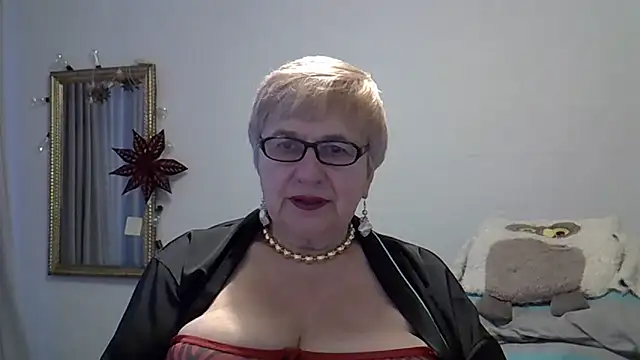 SweetCherry27 online show from February 1, 2026, 8:02 am