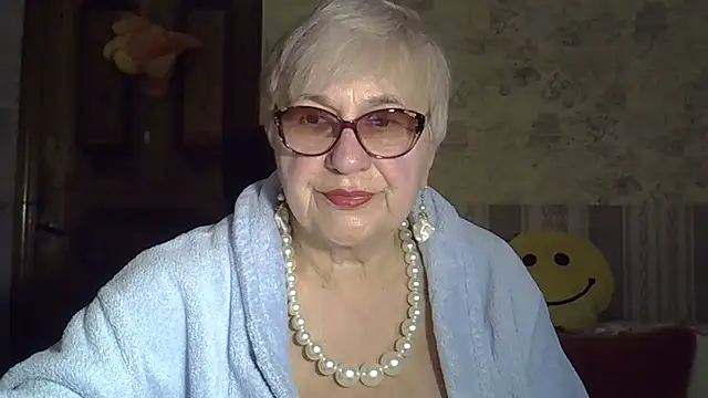 SweetCherry27 online show from April 14, 2026, 5:30 pm