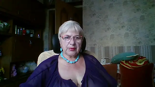 Snapshot of SweetCherry27 chatting on July 11, 2026, 5:43 am SweetCherry27 online show from July 11, 2026, 5:43 am