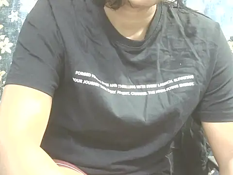 Supriya201 online show from April 11, 2026, 4:00 pm