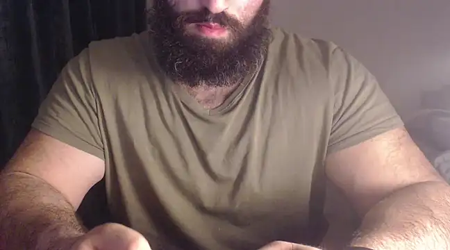 Snapshot of hugemachohandsome chatting on March 11, 2025, 10:42 pm hugemachohandsome online show from March 11, 2025, 10:42 pm