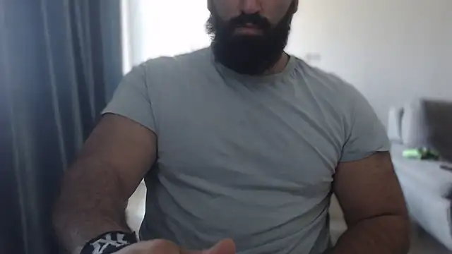 Snapshot of hugemachohandsome chatting on September 24, 2025, 7:01 am hugemachohandsome online show from September 24, 2025, 7:01 am
