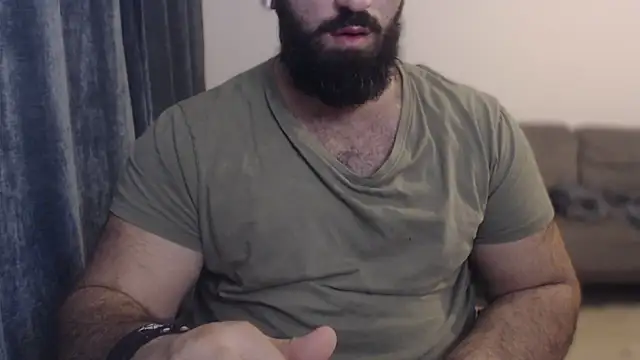 Snapshot of hugemachohandsome chatting on October 10, 2025, 10:09 pm hugemachohandsome online show from October 10, 2025, 10:09 pm