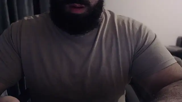 hugemachohandsome online show from November 28, 2025, 10:56 pm