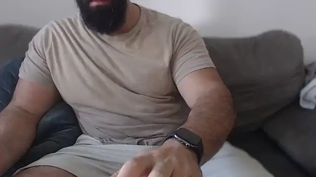 Snapshot of hugemachohandsome chatting on July 19, 2026, 6:06 am hugemachohandsome online show from July 19, 2026, 6:06 am