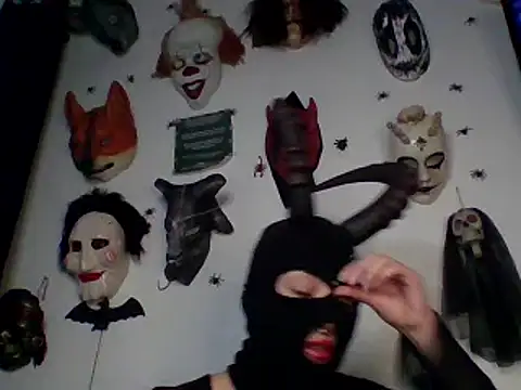 Snapshot of FeticheMacabre chatting on December 3, 2024, 9:45 pm FeticheMacabre online show from December 3, 2024, 9:45 pm