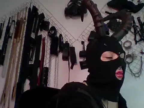 Snapshot of FeticheMacabre chatting on December 21, 2024, 9:15 pm FeticheMacabre online show from December 21, 2024, 9:15 pm