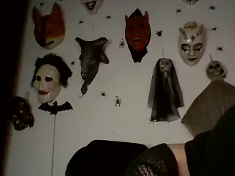 Snapshot of FeticheMacabre chatting on March 16, 2025, 9:58 pm FeticheMacabre online show from March 16, 2025, 9:58 pm