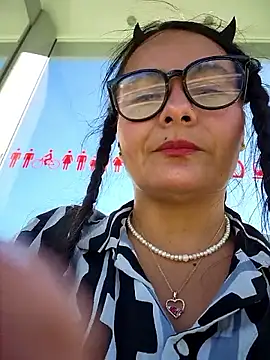 bellapaty online show from September 11, 2025, 4:07 pm