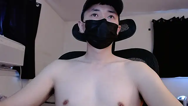 twbobo00715 online show from February 24, 2025, 4:58 pm