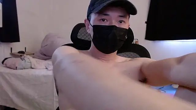 twbobo00715 online show from November 15, 2025, 5:42 pm