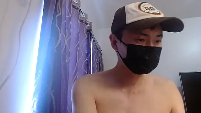 twbobo00715 online show from July 11, 2026, 9:05 pm