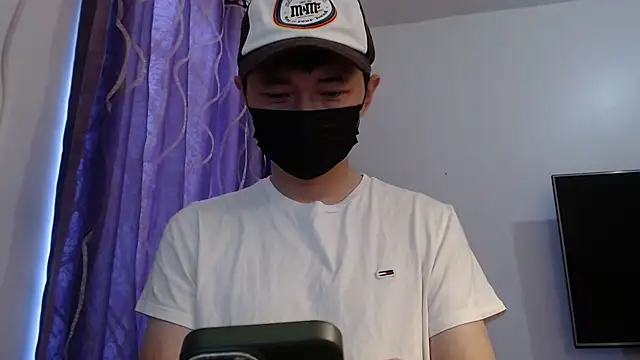 twbobo00715 online show from July 17, 2026, 3:50 pm