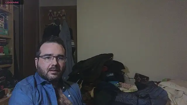 curiosillo83 online show from February 21, 2025, 3:56 am