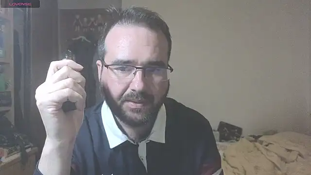 curiosillo83 online show from February 21, 2025, 2:59 pm