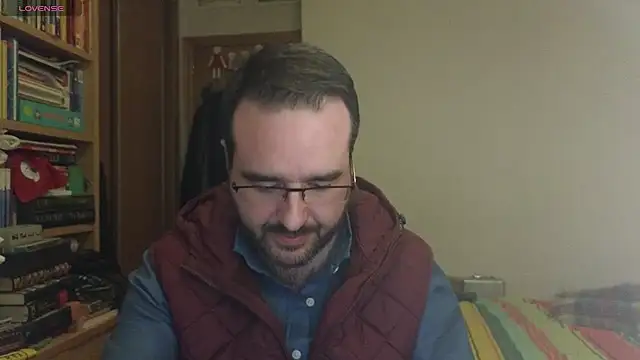 curiosillo83 online show from March 13, 2025, 3:17 pm