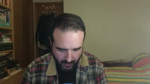 curiosillo83 online show from November 4, 2025, 3:33 pm