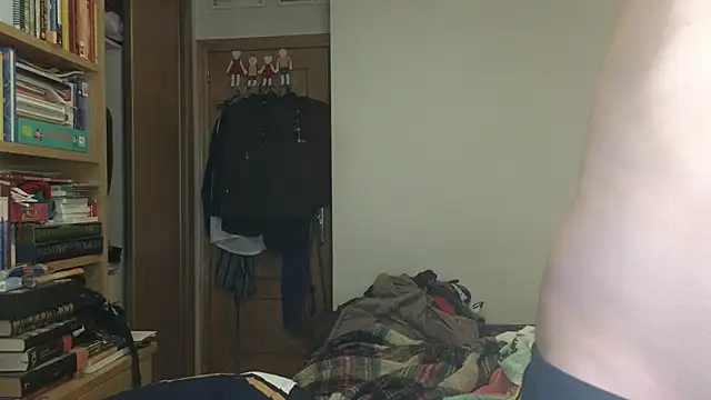 curiosillo83 online show from November 30, 2025, 11:25 am