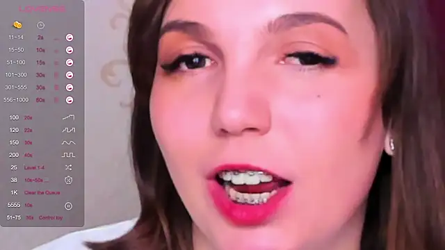 KindHazelHere  online show from March 11, 2025, 7:37 am