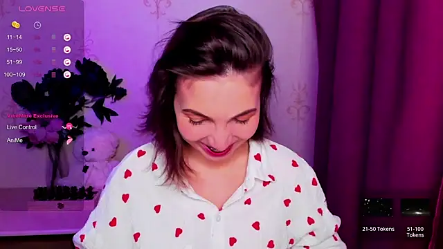 KindHazelHere  online show from February 24, 2026, 11:25 pm