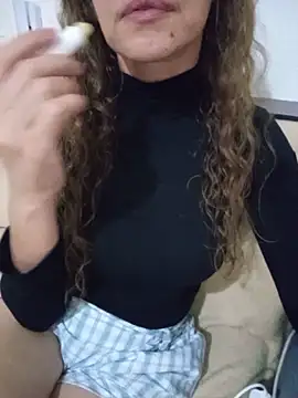 marilryn online show from April 23, 2026, 2:13 am