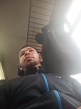 Medelin92 online show from February 9, 2026, 9:35 am