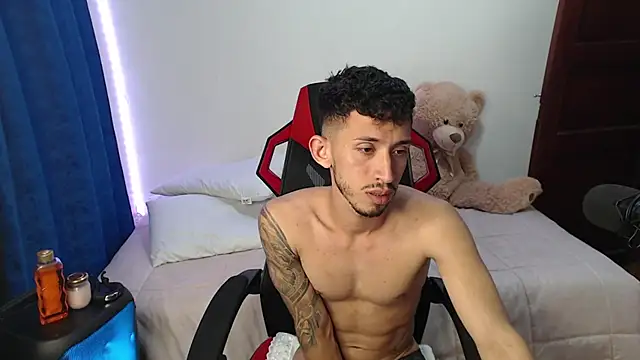 stevenSEX123 online show from December 25, 2024, 3:40 am