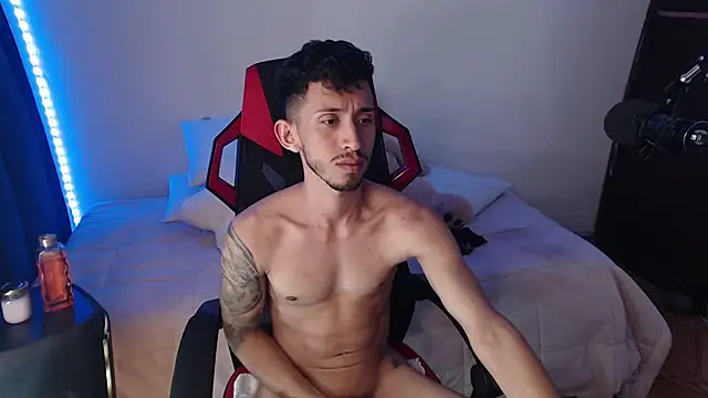 stevenSEX123 online show from December 28, 2024, 7:00 am