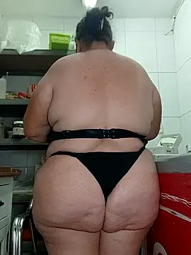 eroticjessitop online show from April 19, 2026, 6:10 pm