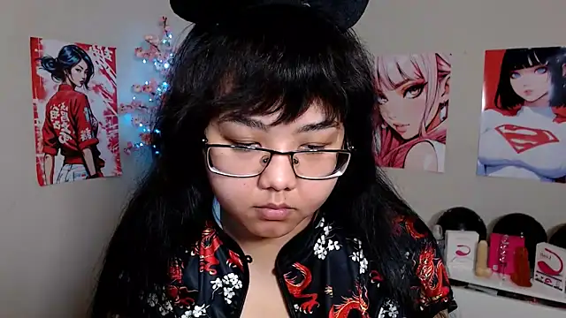 Snapshot of Moertomlly chatting on November 1, 2025, 5:09 am Moertomlly online show from November 1, 2025, 5:09 am