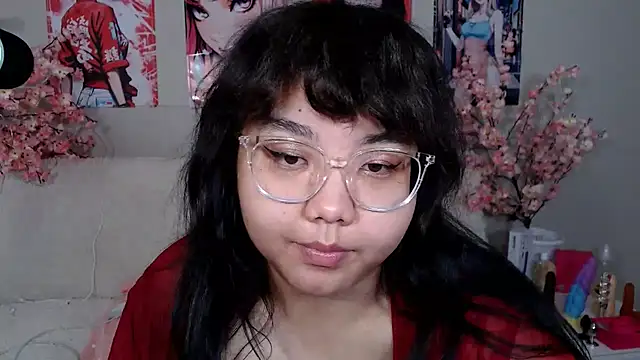 Snapshot of Moertomlly chatting on July 18, 2026, 5:00 am Moertomlly online show from July 18, 2026, 5:00 am
