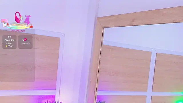  nickypurple  online show from February 4, 2026, 1:55 am