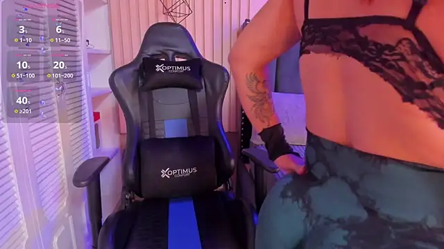 ashlye miller  online show from February 6, 2025, 3:48 am