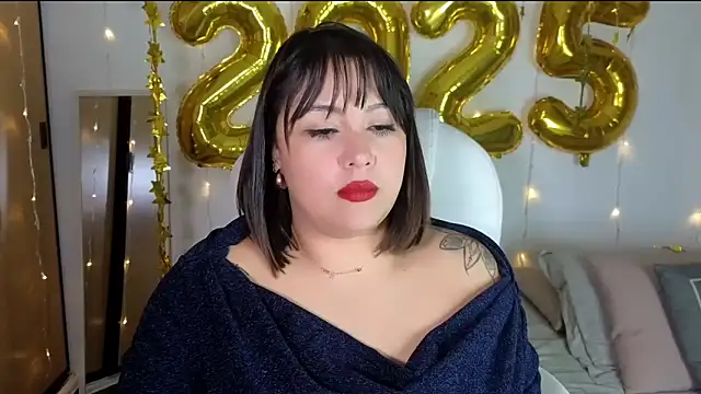 Snapshot of bigbooty-30 chatting on January 1, 2025, 8:24 am bigbooty-30 online show from January 1, 2025, 8:24 am