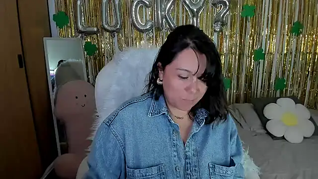 Snapshot of bigbooty-30 chatting on March 15, 2025, 3:07 am bigbooty-30 online show from March 15, 2025, 3:07 am