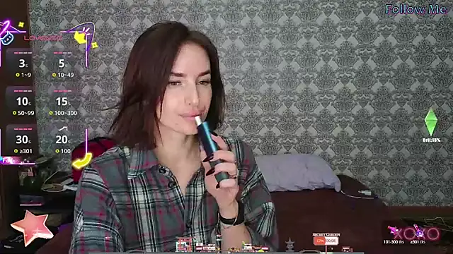 xx adrihanna xx online show from October 3, 2025, 5:04 am