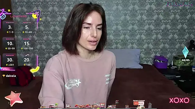 xx adrihanna xx online show from October 9, 2025, 5:27 am