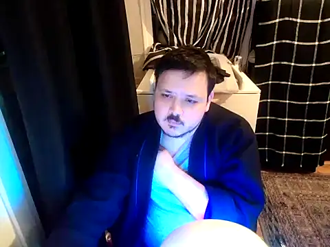 Bebemickey75 online show from March 14, 2025, 11:00 pm