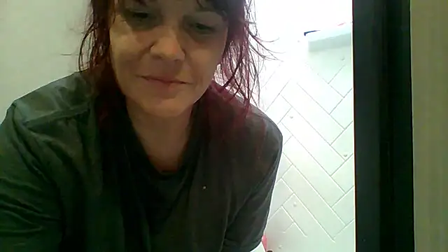 spundarella420 online show from December 17, 2024, 3:39 pm