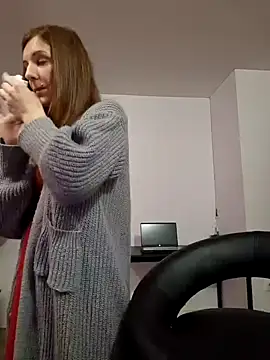 Ladykimberly XOXO online show from December 9, 2024, 5:18 am