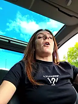 Ladykimberly XOXO online show from September 29, 2025, 3:06 pm