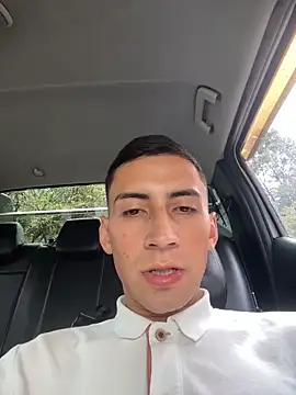 vpn1000 online show from February 16, 2026, 9:55 pm