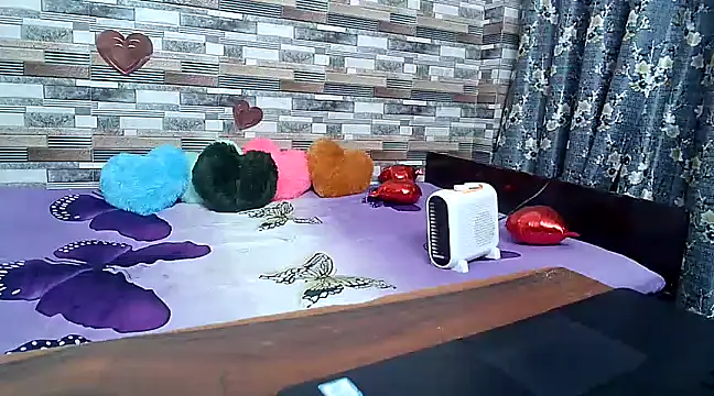 Sexy raman  online show from March 8, 2025, 7:38 am