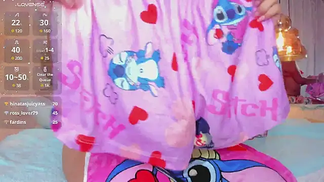 kataliina   online show from December 24, 2024, 2:12 pm