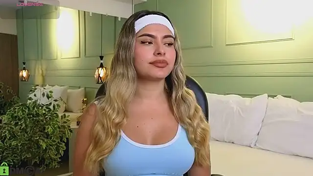 kataliina   online show from January 13, 2026, 11:48 am