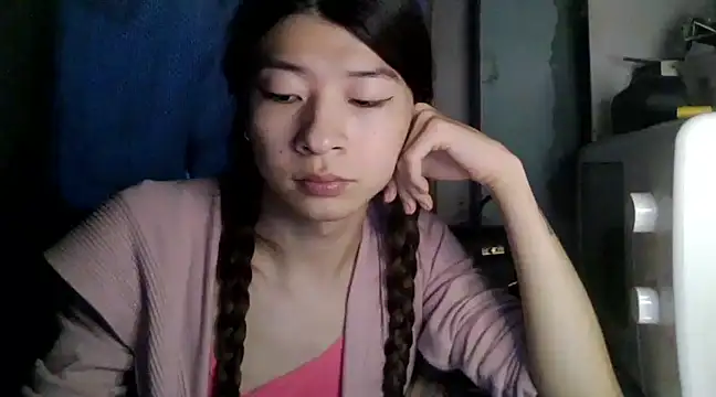 CarlyJoy online show from February 10, 2025, 1:01 pm