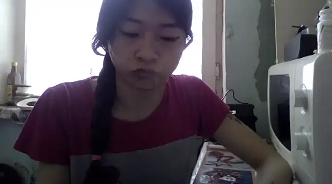 CarlyJoy online show from February 20, 2025, 10:27 am