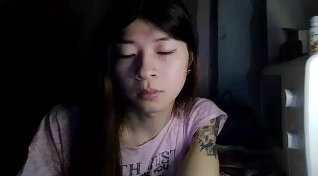 CarlyJoy online show from March 13, 2025, 3:39 pm