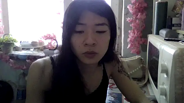 CarlyJoy online show from January 6, 2026, 10:41 am